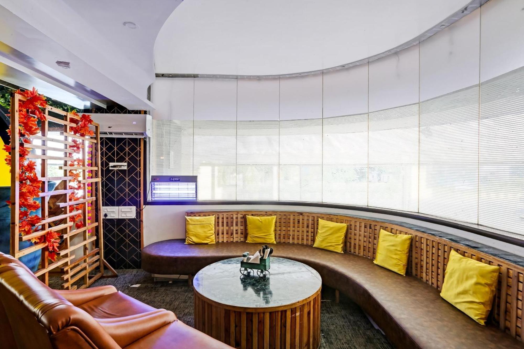 Hotel Oyo Salt House Bombaj Zewnętrze zdjęcie
